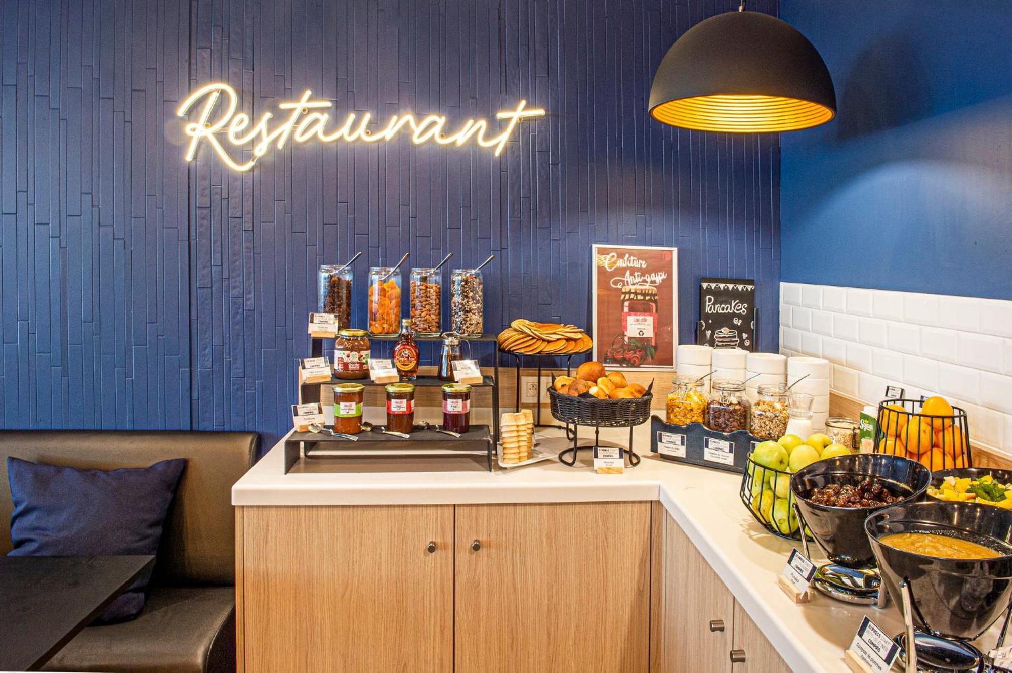 Holiday Inn Express Paris-Canal De La Villette By Ihg Luaran gambar