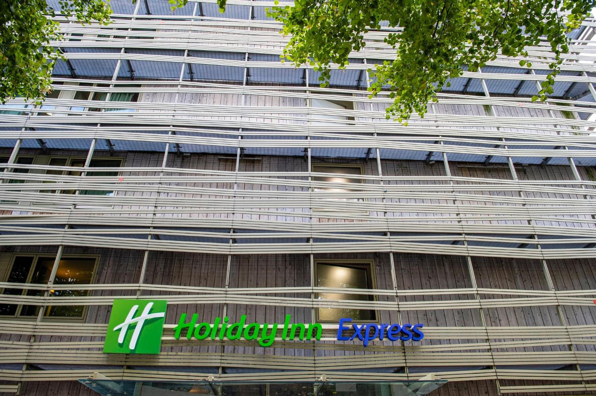 Holiday Inn Express Paris-Canal De La Villette By Ihg Luaran gambar