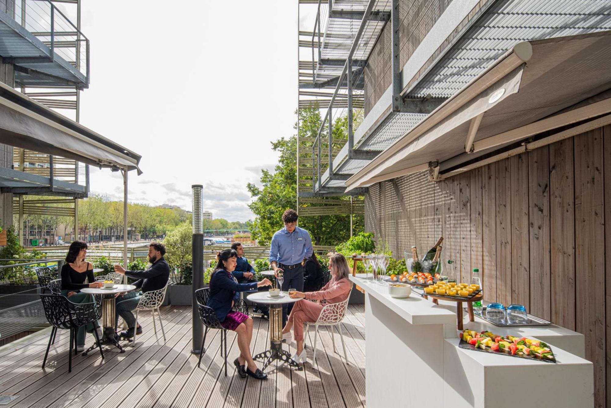 Holiday Inn Express Paris-Canal De La Villette By Ihg Luaran gambar